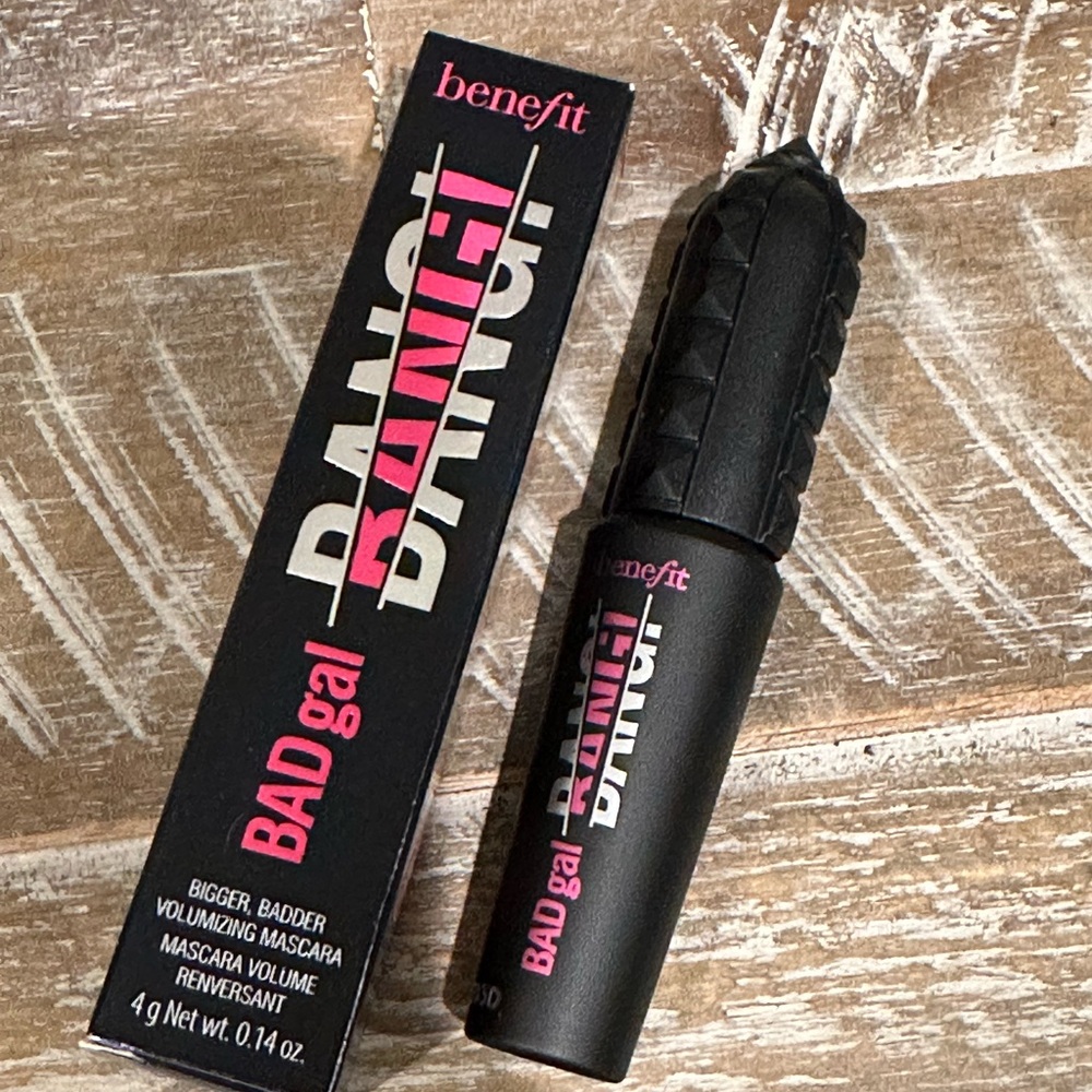 Benefit Cosmetics BADgals Only Volumizing Mascara